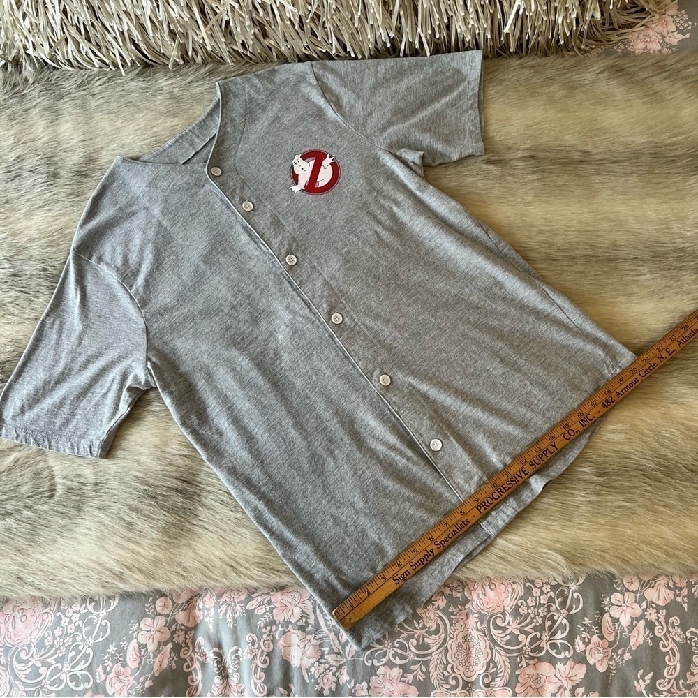 New Retro GHOSTBUSTERS 1984 Logo Baseball Shirt M Gray LOOT CRATE Short Sleeve - Picture 7 of 9